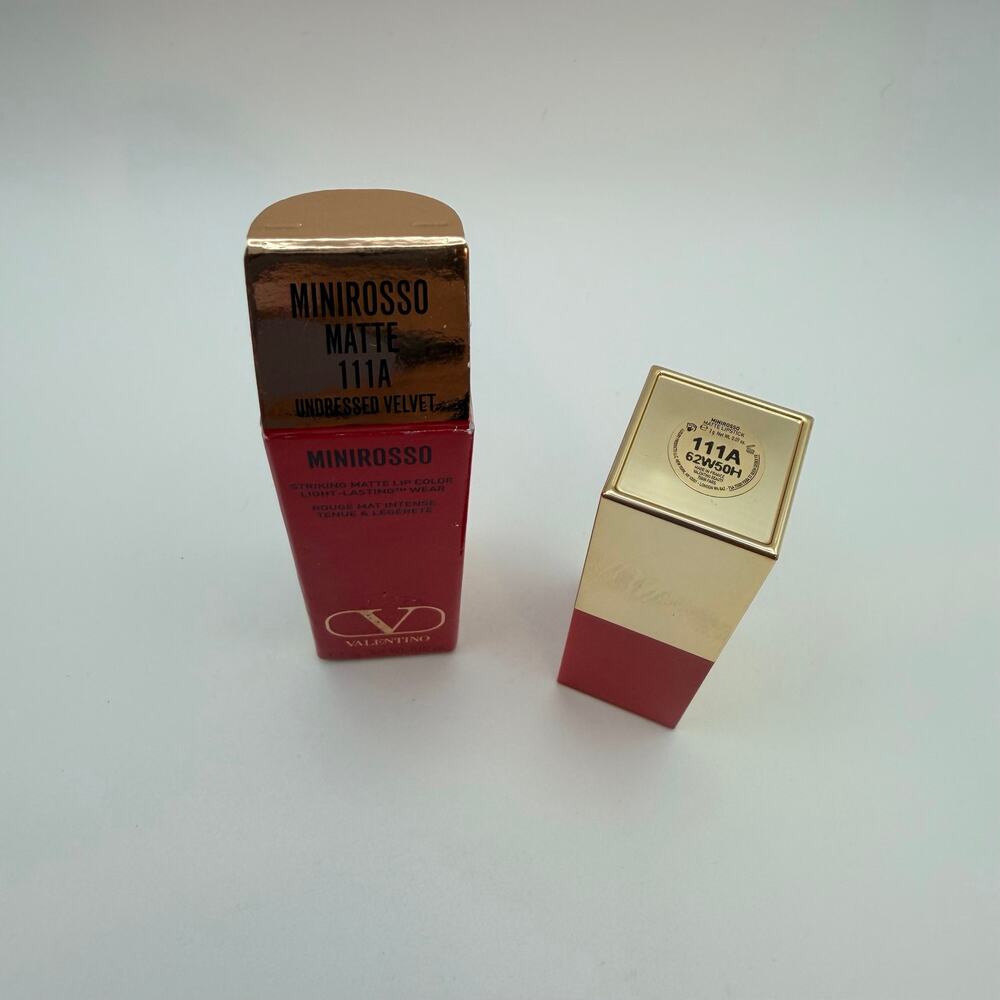 Mini Valentino Rosso Valentino Matte Lipstick 111A Undressed Velvet 2g NIB - Picture 9 of 9
